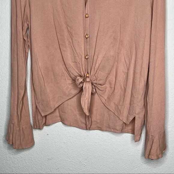 Altar'd State‎ Top - Picture 3 of 7